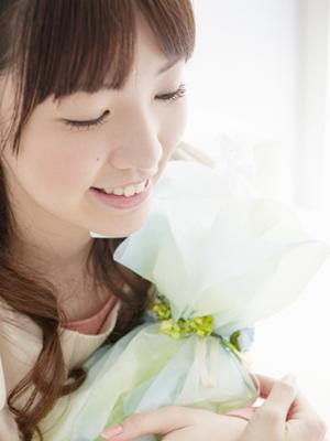 紫色のパワーストーンアメジストの魅力